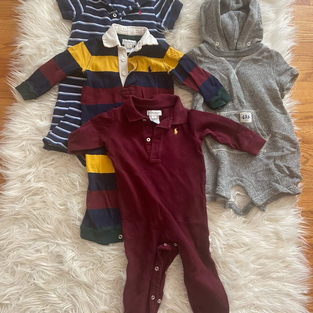 6-12 month Onesie Lot